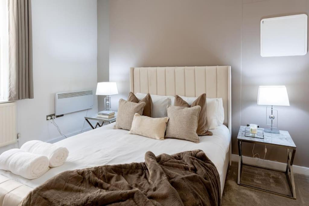 Luxury, Open Plan Apartment Bradford  Buitenkant foto